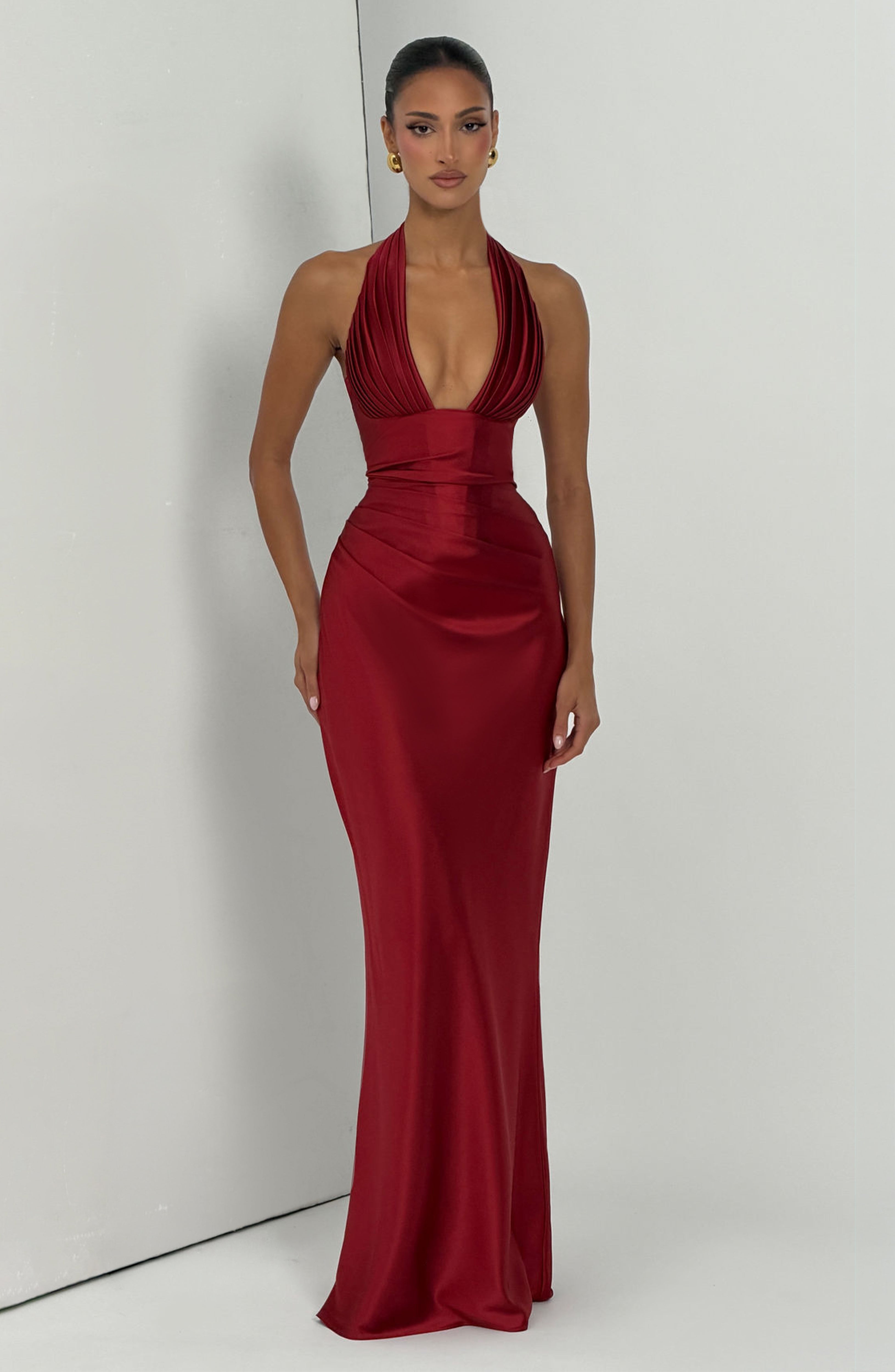 CELESTIA | Elegantes Satin-Maxikleid – Tiefrot