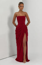 VALENTINA | Elegantes trägerloses Maxi Kleid – Tiefrot