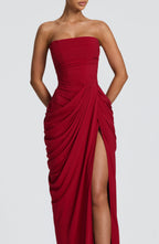 VALENTINA | Elegantes trägerloses Maxi Kleid – Tiefrot