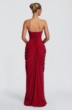 VALENTINA | Elegantes trägerloses Maxi Kleid – Tiefrot