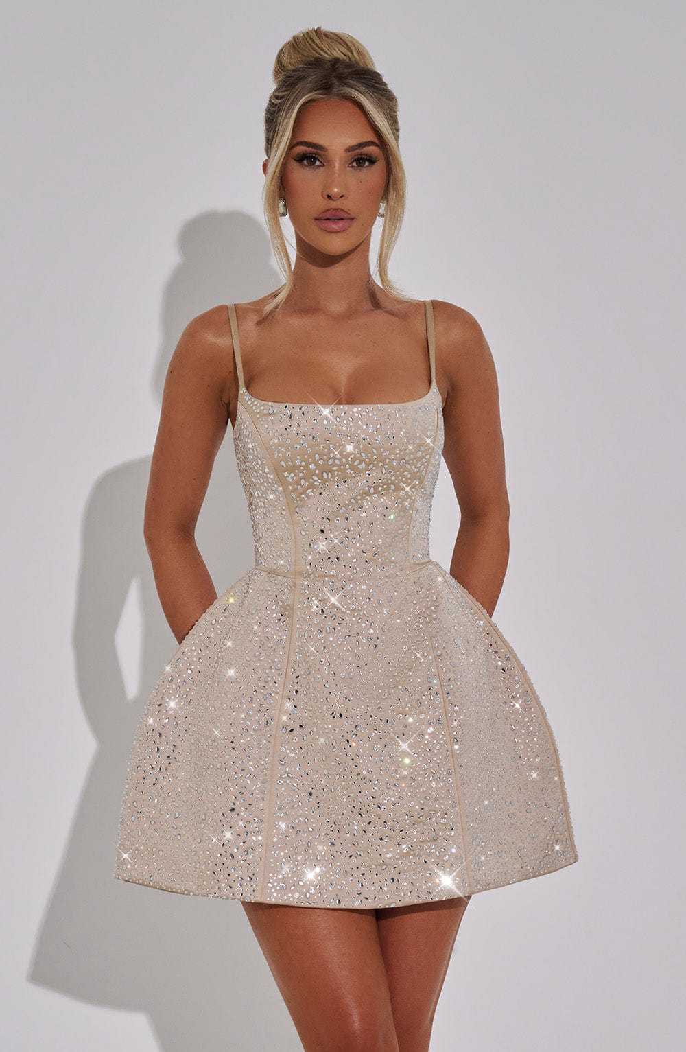 CAMILLA | Elegantes Tweed Mini Kleid – Blush