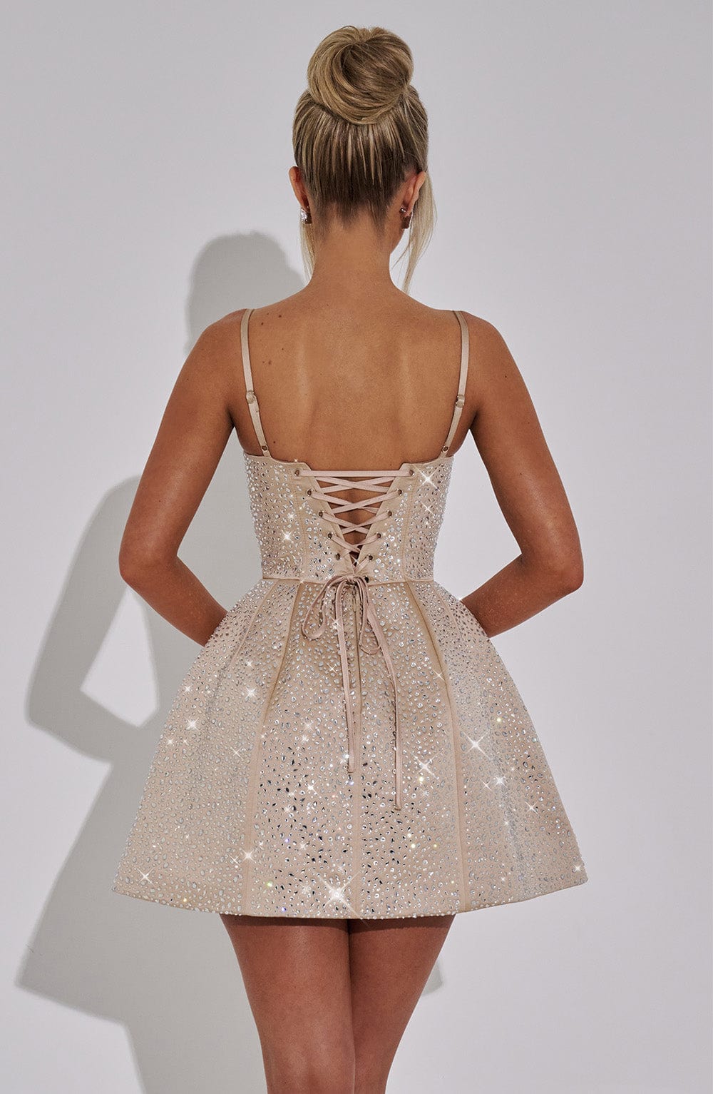 CAMILLA | Elegantes Tweed Mini Kleid – Blush