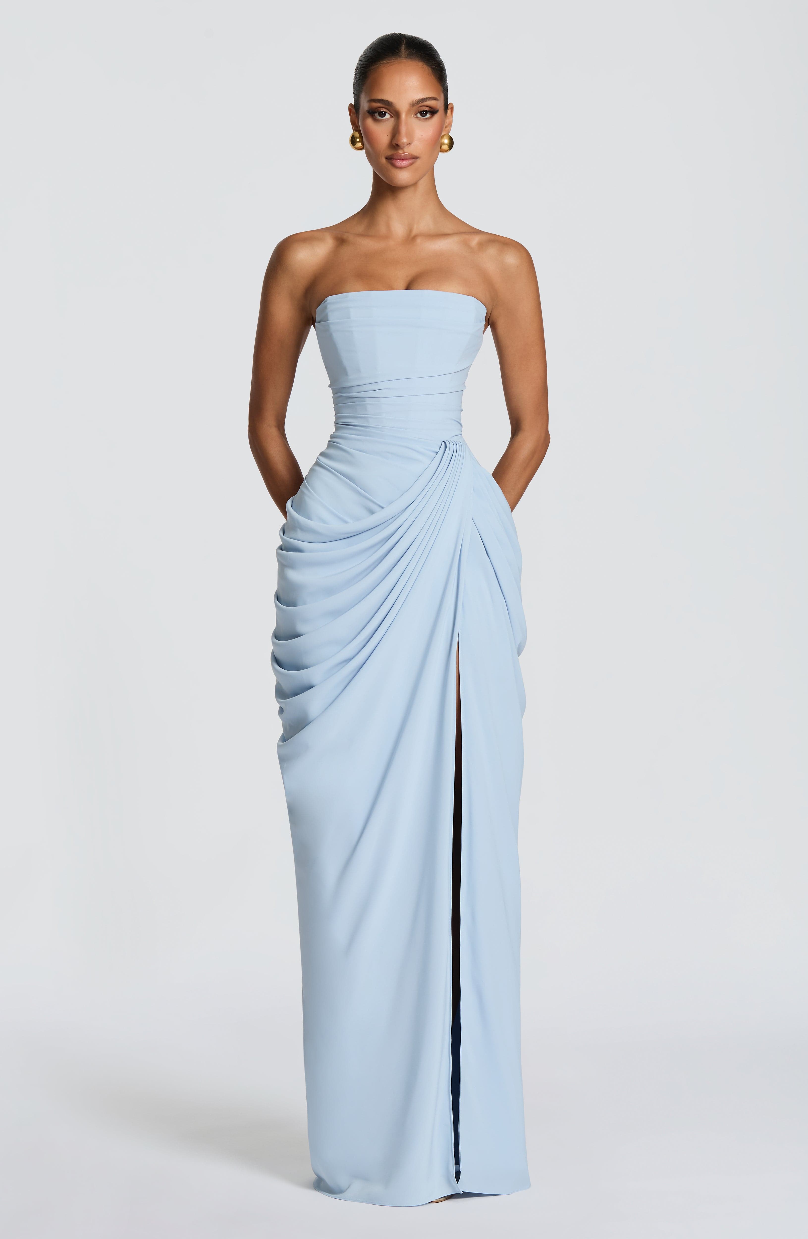 ADELINA | Elegantes Chiffon-Maxikleid – Gletscherblau