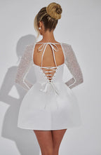 CELINA | Elegantes Satin Mini Kleid mit verzierten Ärmeln – Ivory