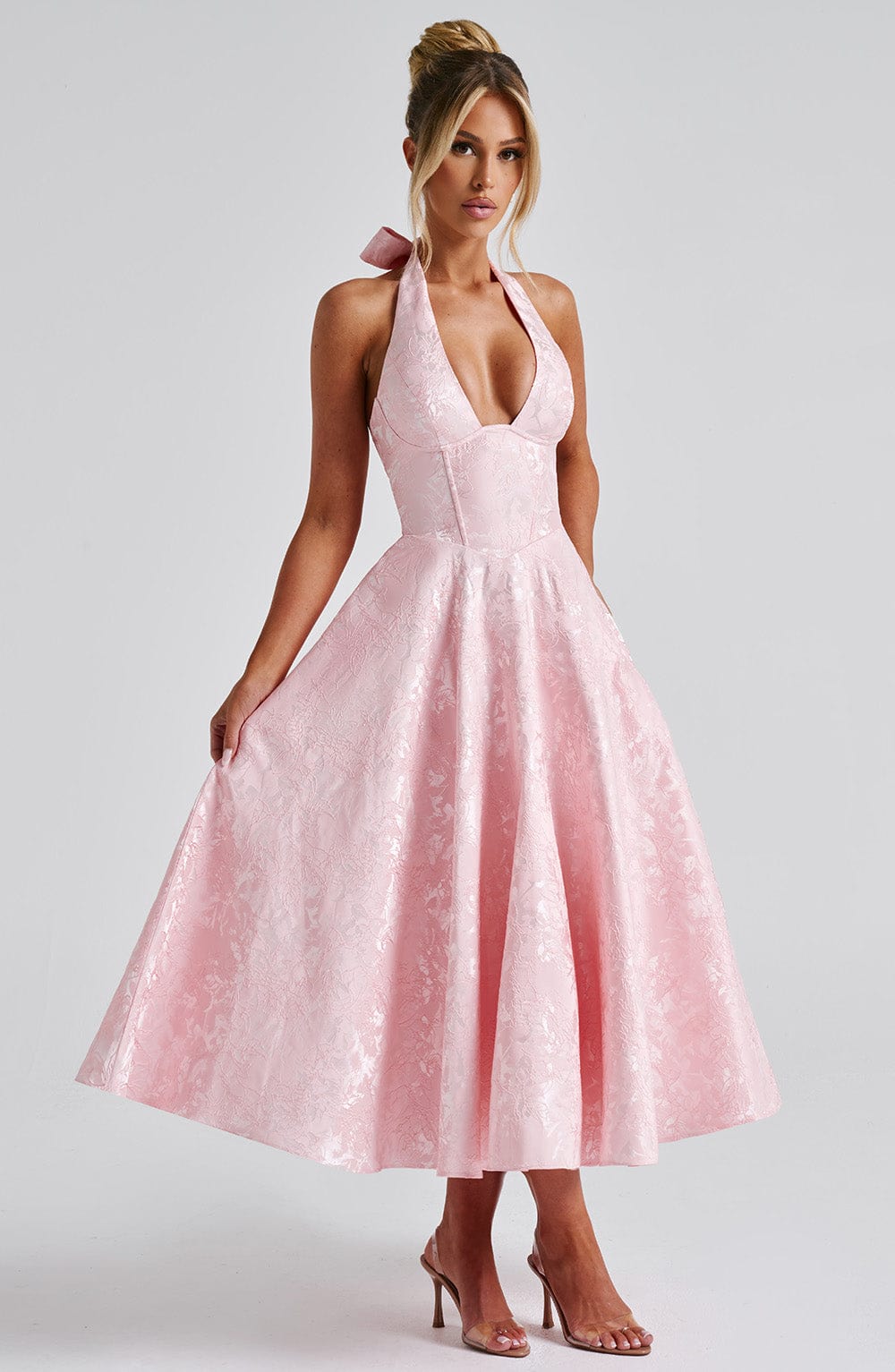 EVELINA | Elegantes Midi Kleid mit floraler Jacquard-Struktur – Blush