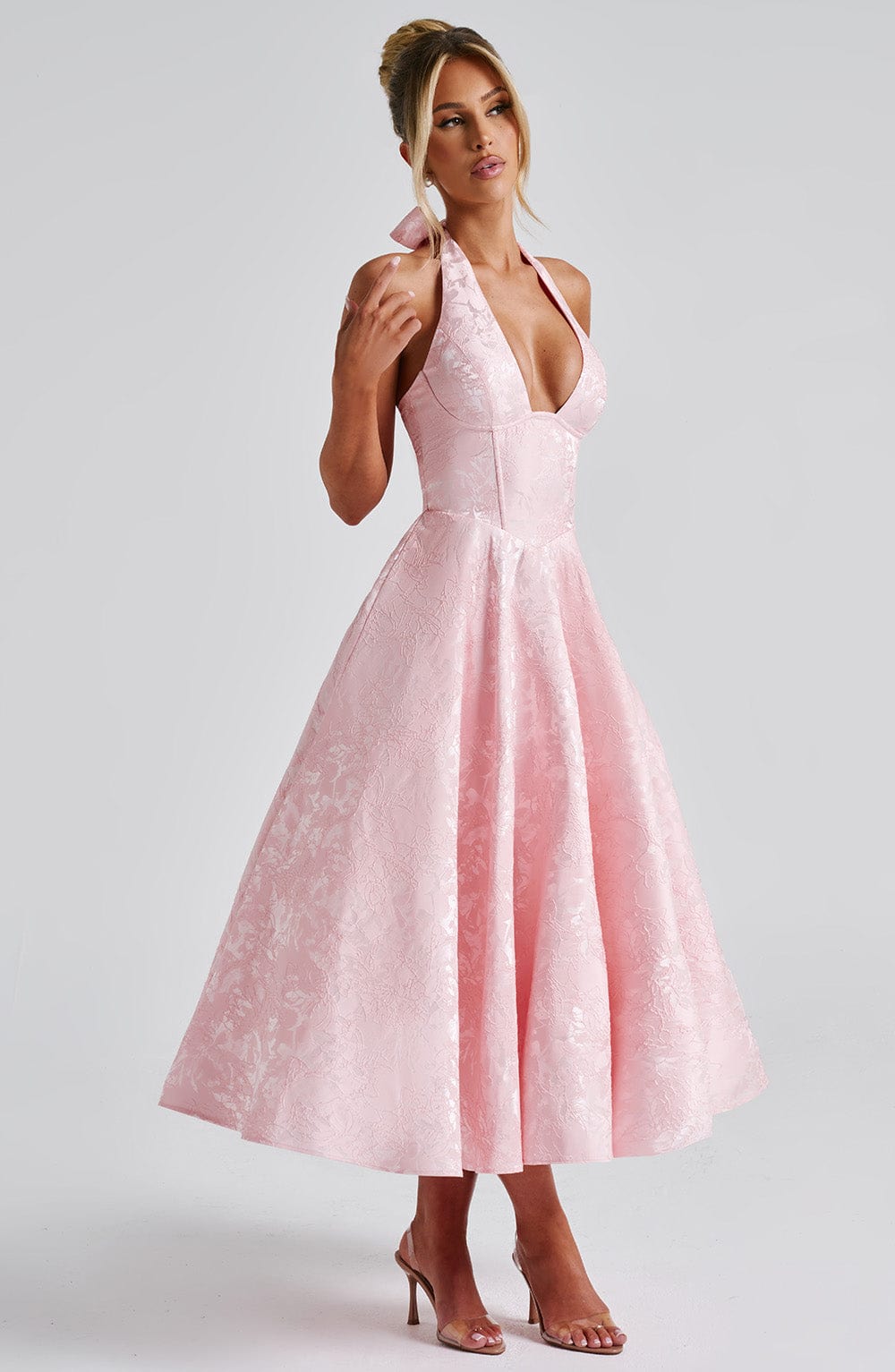 EVELINA | Elegantes Midi Kleid mit floraler Jacquard-Struktur – Blush