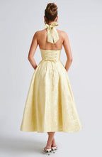 EVELINA | Elegantes Midi Kleid mit floraler Jacquard-Struktur – Lemon