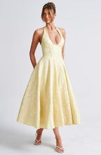 EVELINA | Elegantes Midi Kleid mit floraler Jacquard-Struktur – Lemon