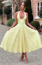 EVELINA | Elegantes Midi Kleid mit floraler Jacquard-Struktur – Lemon