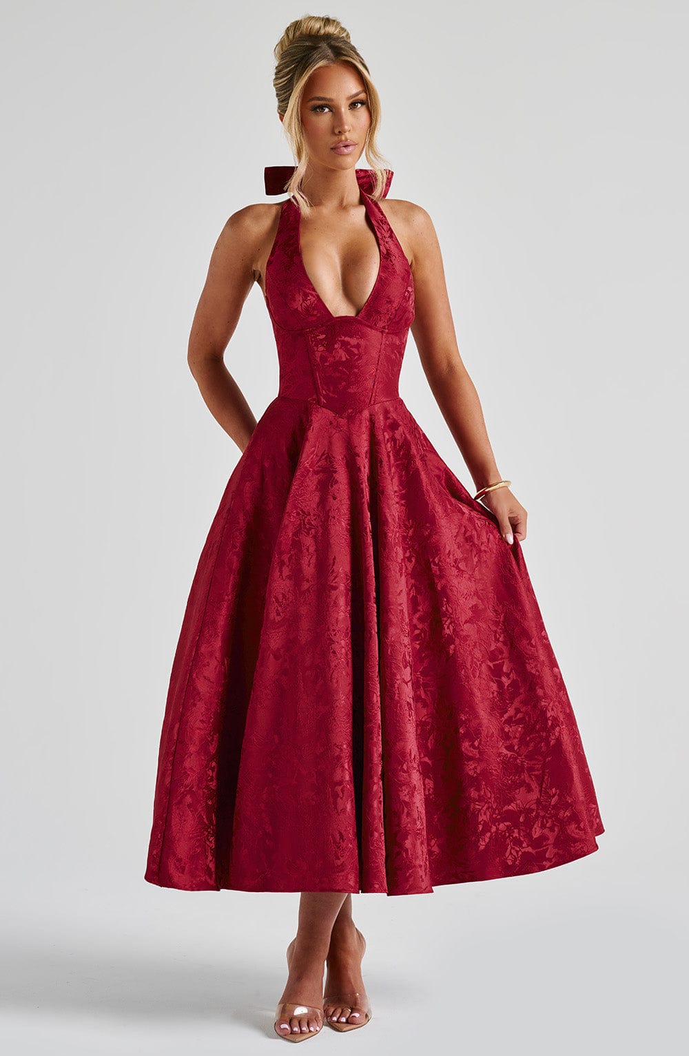CELESTE | Elegantes Midi Kleid mit floraler Jacquard-Struktur – Rot