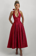 CELESTE | Elegantes Midi Kleid mit floraler Jacquard-Struktur – Rot