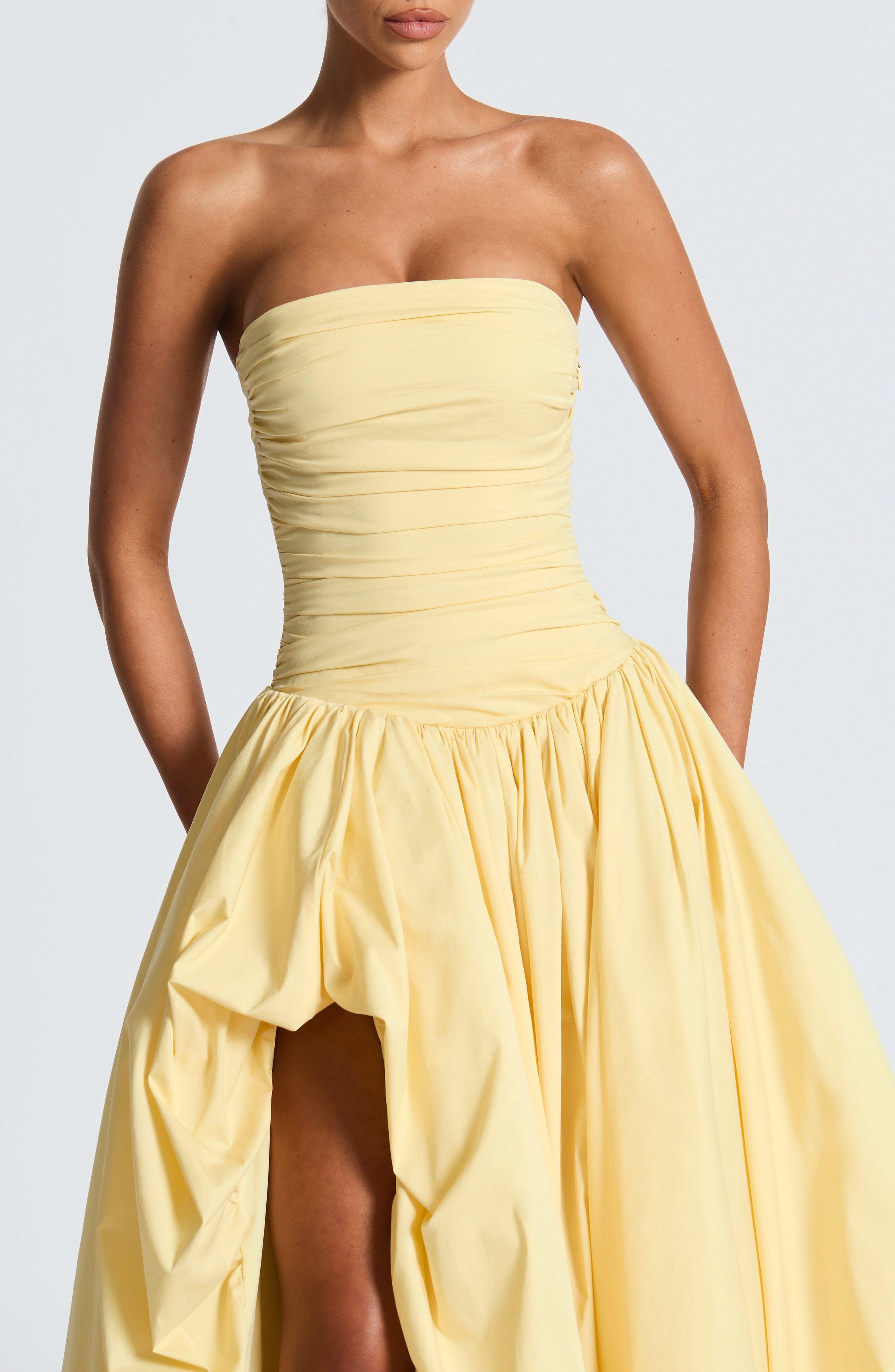 ÉLOÏSE | Elegantes Maxi Kleid mit Puffrock – Lemon