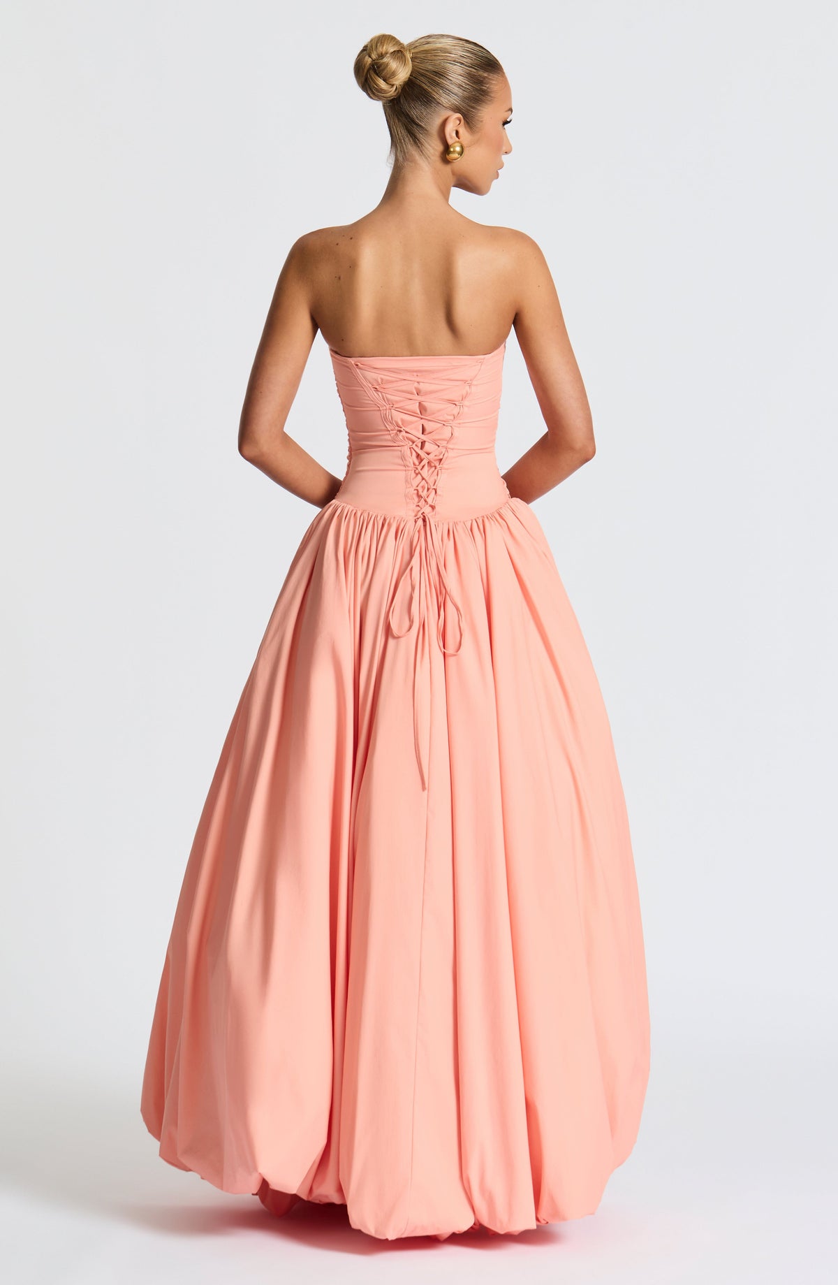 ÉLOÏSE | Elegantes Maxi Kleid mit Puffrock – Peach