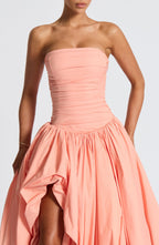 ÉLOÏSE | Elegantes Maxi Kleid mit Puffrock – Peach