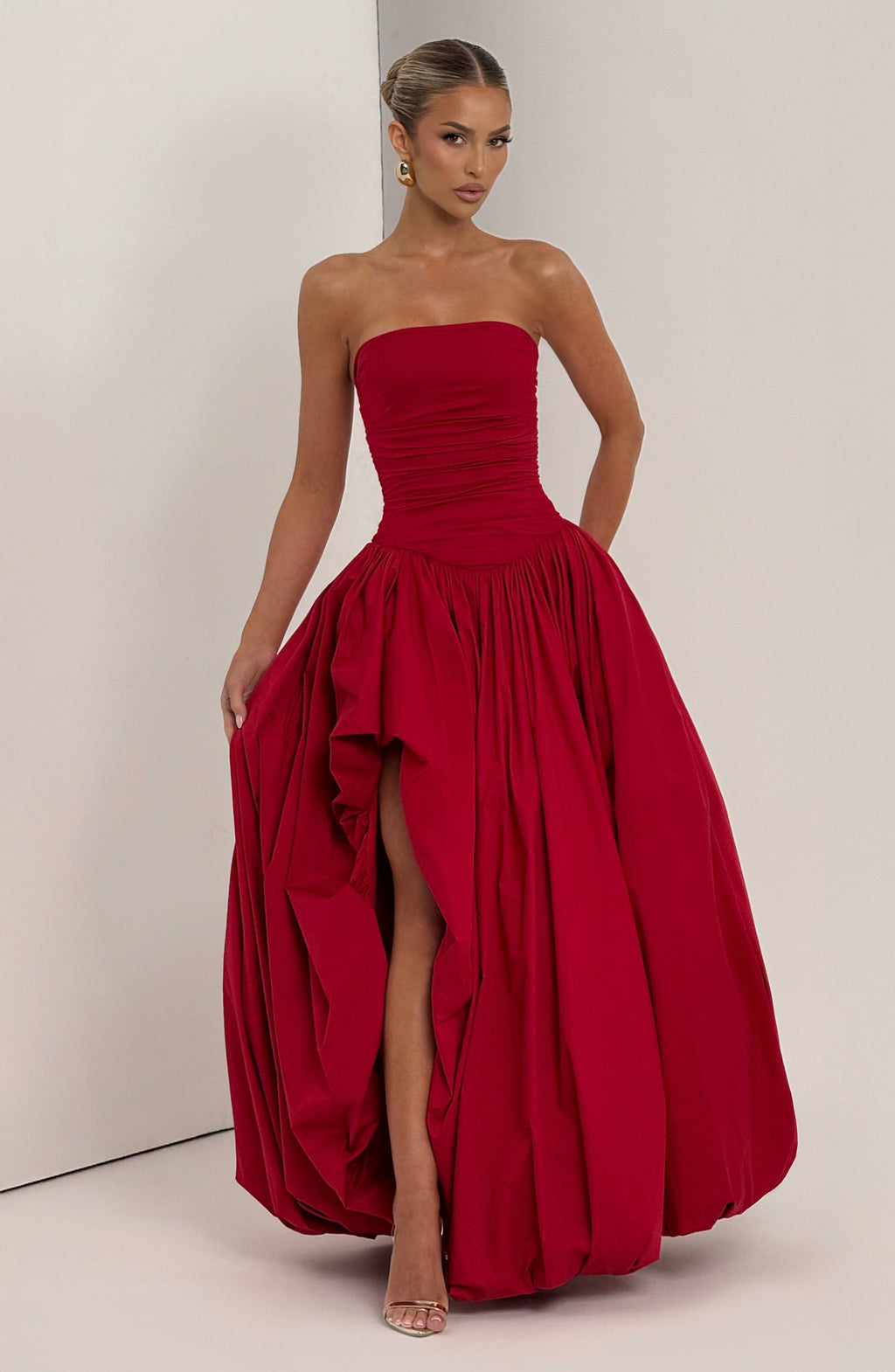 ÉLOÏSE | Elegantes Maxi Kleid mit Puffrock – Rot