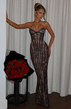 SELENA | Elegantes Spitzen-Maxikleid – Schwarz