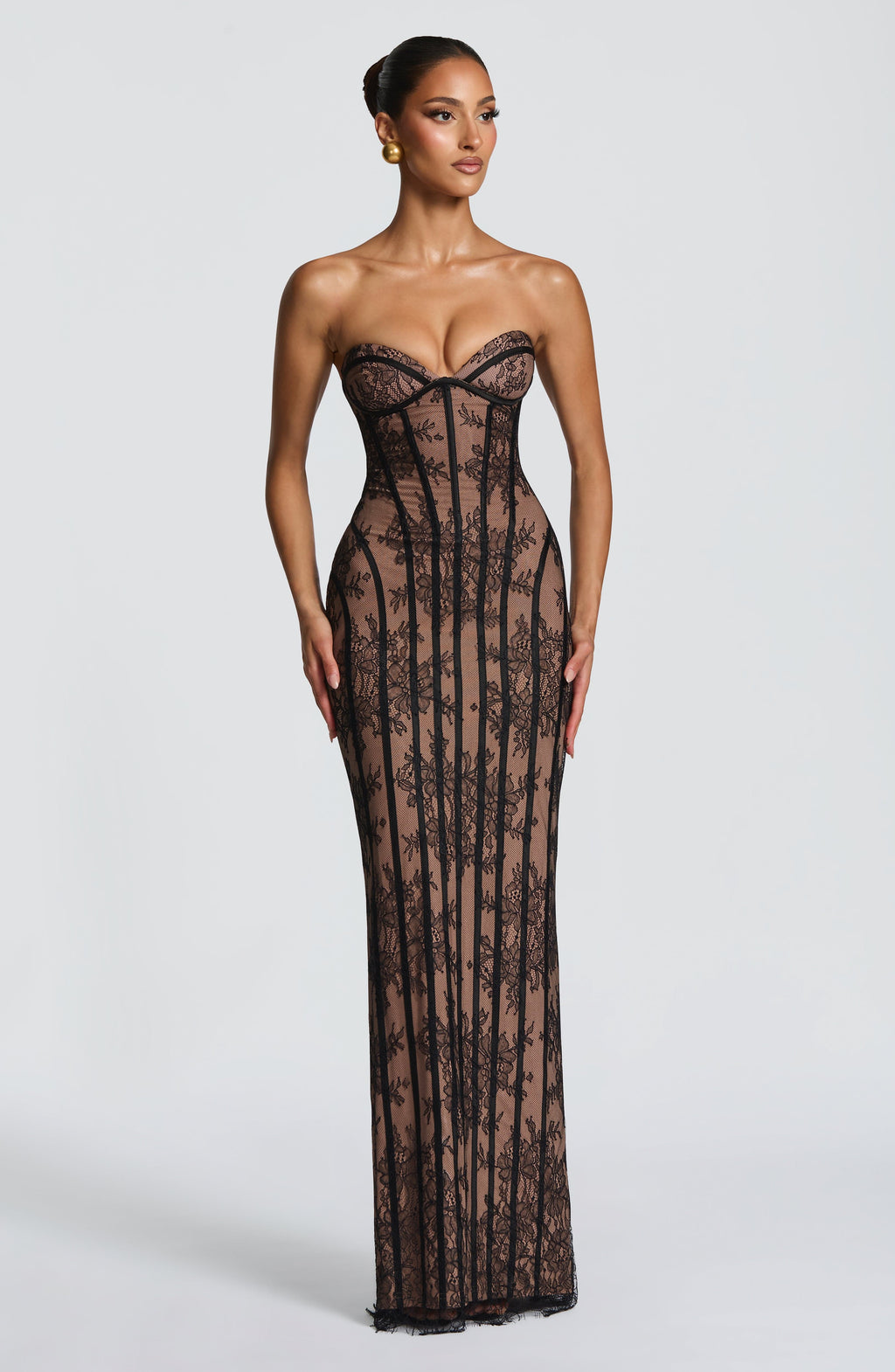 SELENA | Elegantes Spitzen-Maxikleid – Schwarz