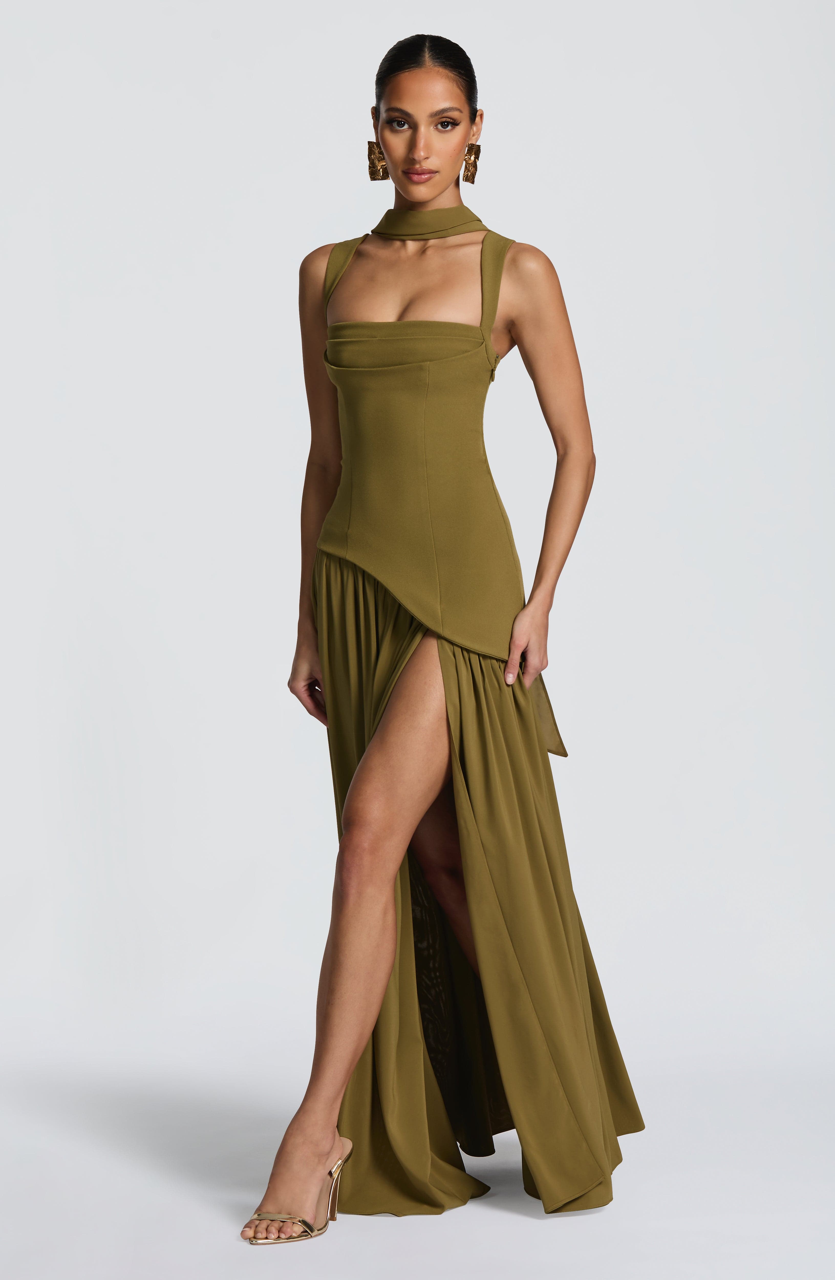 ALESSIA | Elegantes Maxi Kleid mit Chiffon-Rock – Olivgrün